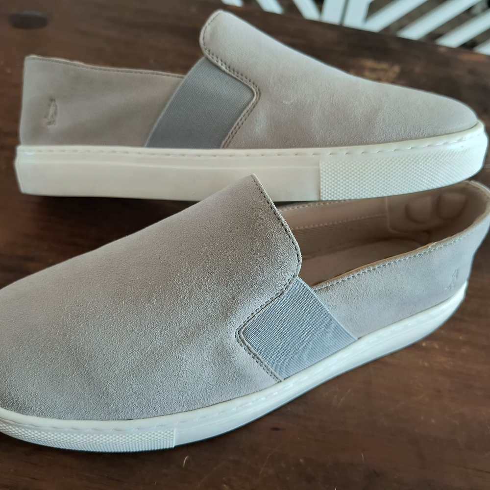 Women's Hush Puppies Gray Casual Sneakers New w/o box